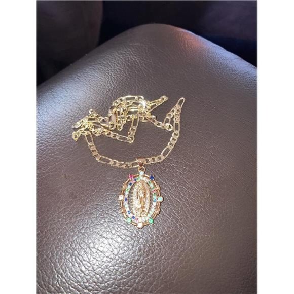 14K Gold Plated Virgin Mary Prayer Necklace Our Lady of Amulet Pendant 17 Inch - Picture 2 of 6